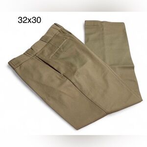 Men’s Dickies Khaki Pants Size 32x30 (some stains)